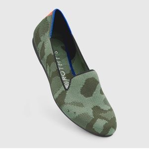 Rothy’s Olive Camo loafers Sz 8